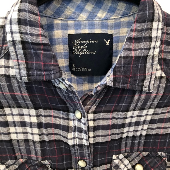 American Eagle Navy Plaid Button Up Shirt Sz 2 - Picture 2 of 4